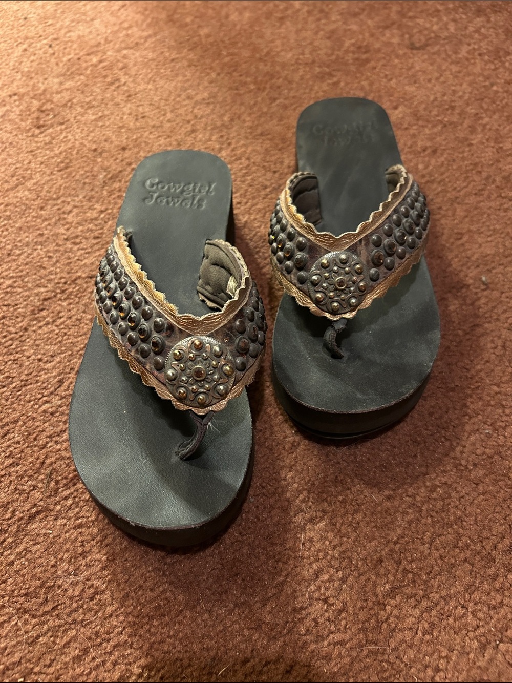 Cowgirl Jewels brown studded thong sandals with braided trim